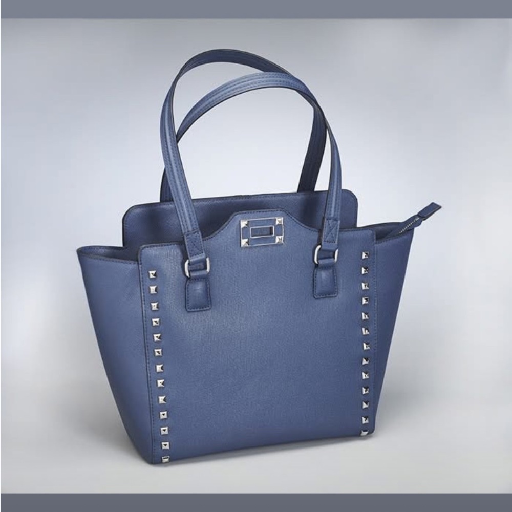NWT Gun Tote’n Mamas Blue Chrome Studded Concealed Carry Purse.